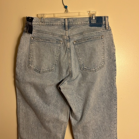 Abercrombie 90’d Straight Low rise Curve Love jeans size 14 - Picture 3 of 6